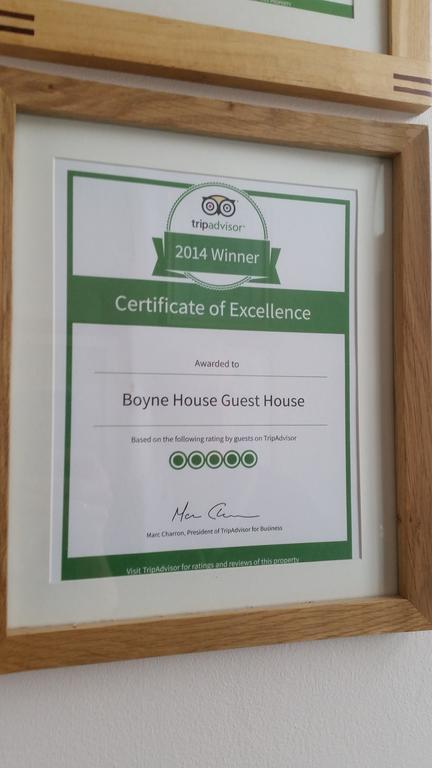 Boyne House Guest House Истбурн Экстерьер фото